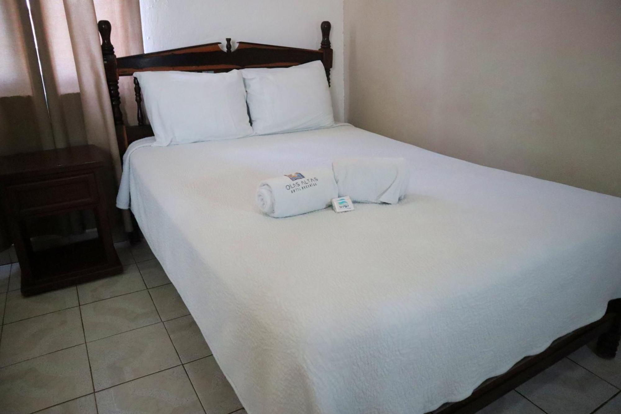 Hotel Olas Altas บูเซเรียส ภายนอก รูปภาพ