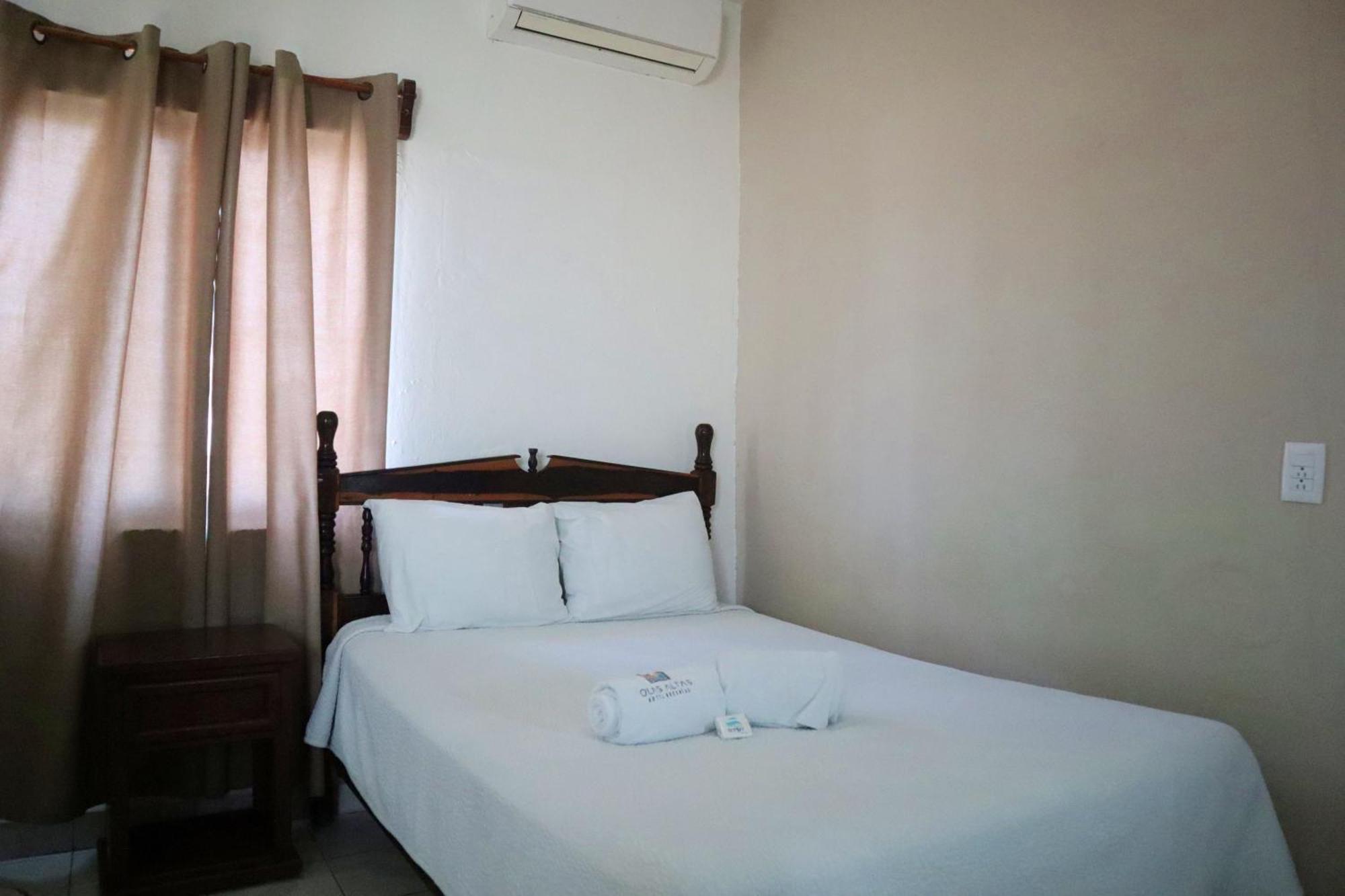Hotel Olas Altas บูเซเรียส ภายนอก รูปภาพ