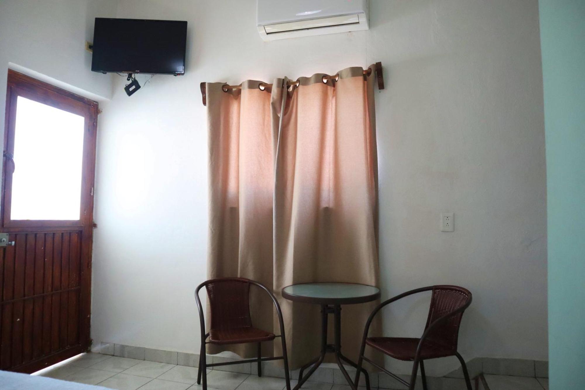 Hotel Olas Altas บูเซเรียส ภายนอก รูปภาพ